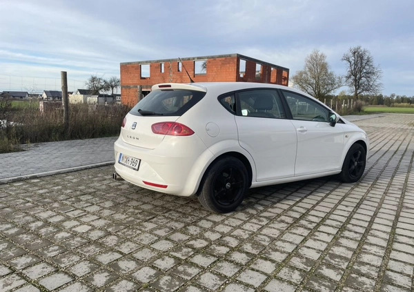 Seat Leon cena 19500 przebieg: 160000, rok produkcji 2011 z Września małe 56